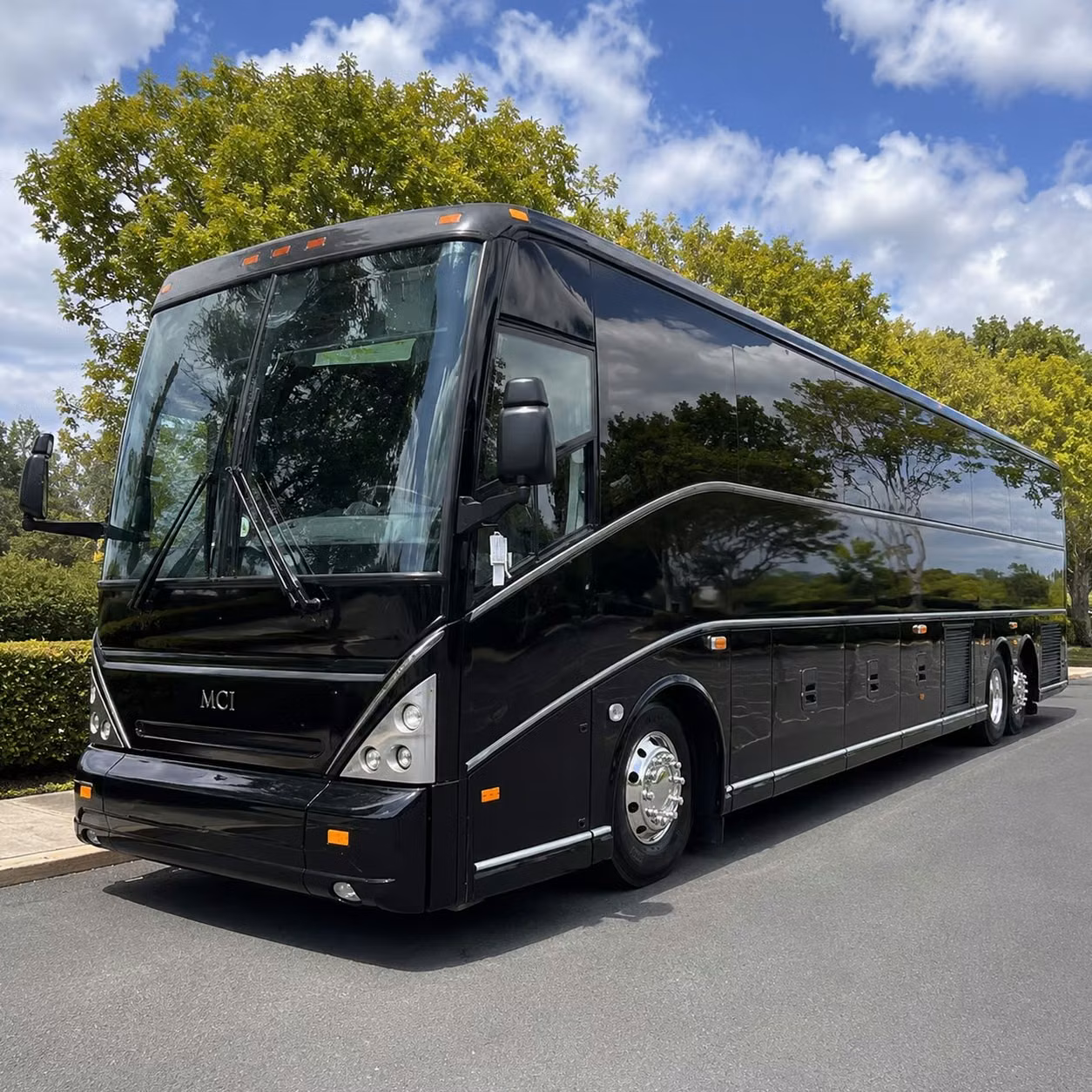 party bus rentals for bachelorette parties and birthday concerts in topeka