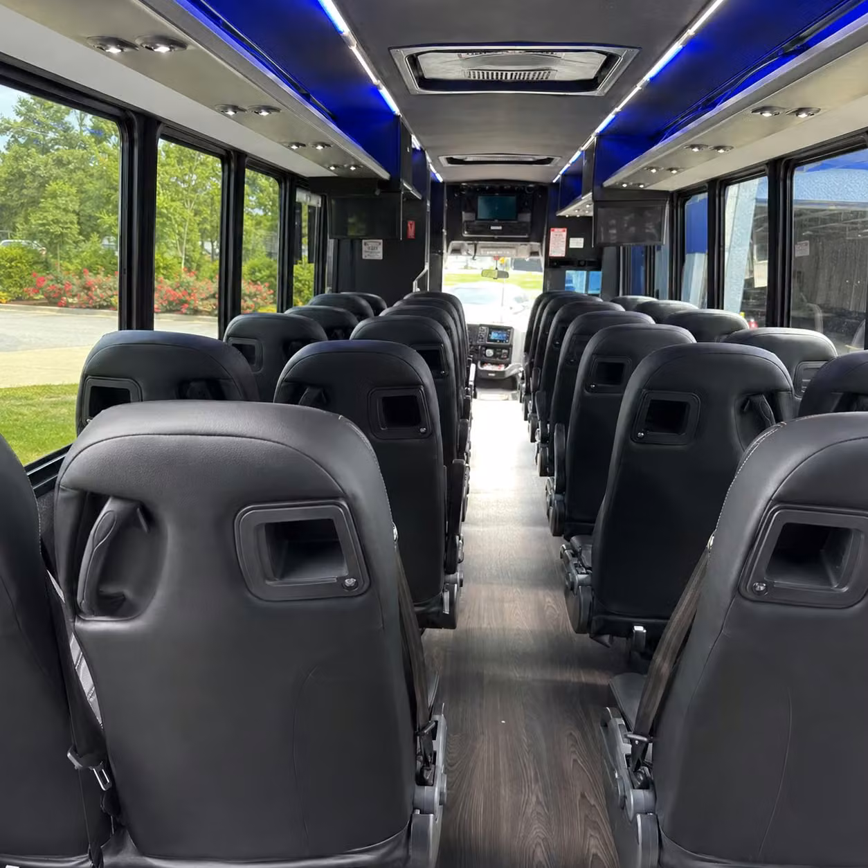 topeka 28 passenger minibus rental